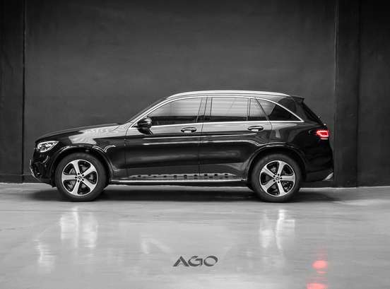 MERCEDES-BENZ-GLC 220d-2022