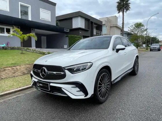 MERCEDES-BENZ GLC 300 2.0 MHEV AMG LINE COUPÉ 4MATIC 9G-TRONIC