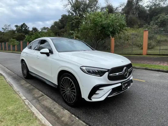 MERCEDES-BENZ-GLC 300-2025