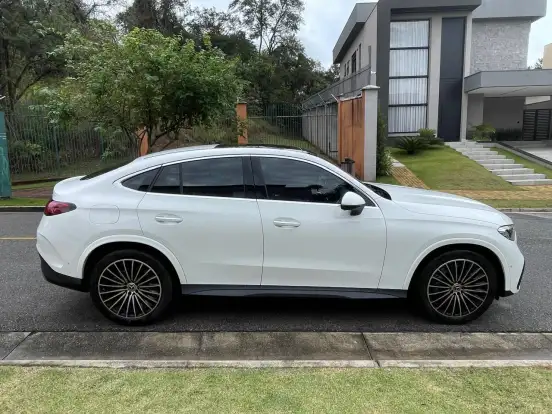 MERCEDES-BENZ-GLC 300-2025