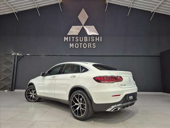 MERCEDES-BENZ-GLC 300-2022