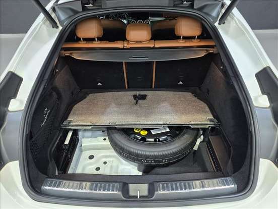 MERCEDES-BENZ-GLC 300-2022