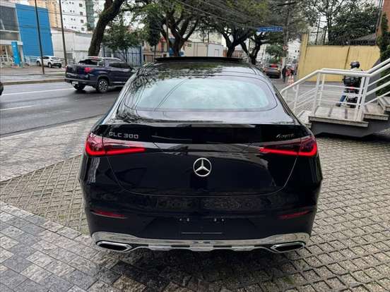 MERCEDES-BENZ-GLC 300-2026