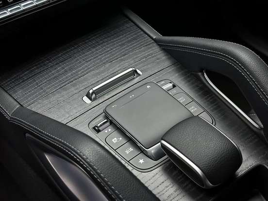 MERCEDES-BENZ-GLE 400d-2023