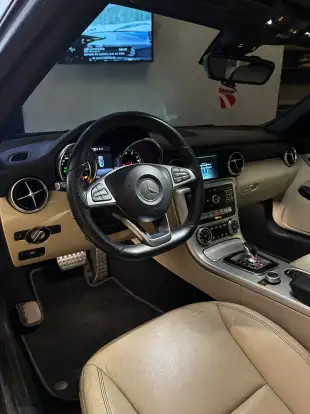 MERCEDES-BENZ-SLC 300-2019