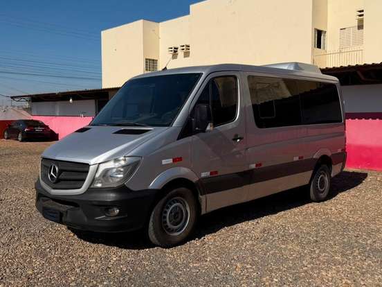 MERCEDES-BENZ-SPRINTER-2.2 415 CDI VAN 16 LUGARES TETO BAIXO 16V BI-TURBO DIESEL MANUAL MERCEDES-BENZ-SPRINTER-2016