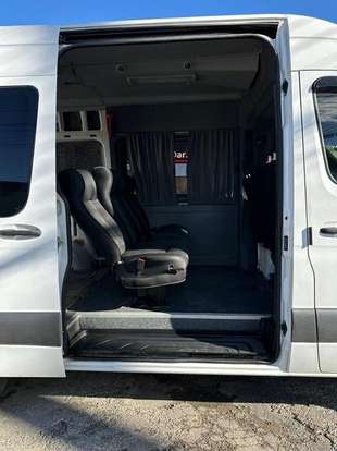 MERCEDES-BENZ-SPRINTER-2020