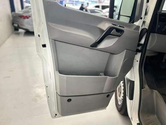 MERCEDES-BENZ-SPRINTER-2015