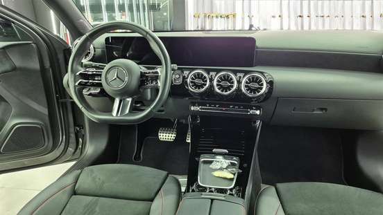 MERCEDES-BENZ-A 200-1.3 CGI GASOLINA AMG LINE 7G-DCT MERCEDES-BENZ-A 200-2023