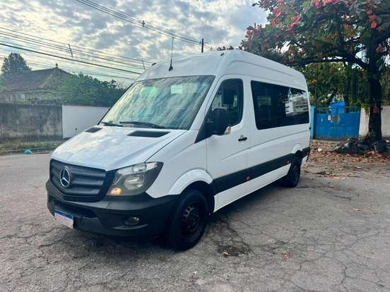 MERCEDES-BENZ-SPRINTER-2.2 CDI DIESEL CHASSIS 415 LONGO MANUAL MERCEDES-BENZ-SPRINTER-2018