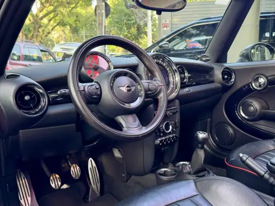 MINI-COOPER-1.6 JOHN COOPER WORKS CABRIO 16V GASOLINA 2P MANUAL MINI-COOPER-2012