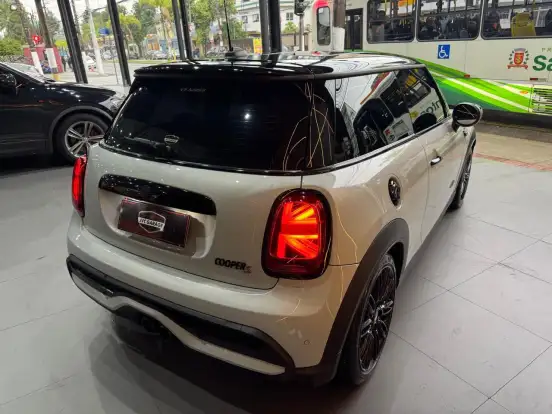 MINI-COOPER-2021