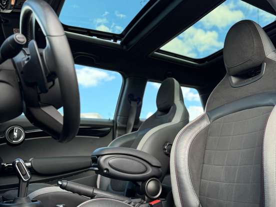 MINI-COOPER-2.0 16V TWINPOWER GASOLINA JOHN COOPER WORKS 2P STEPTRONIC MINI-COOPER-2023