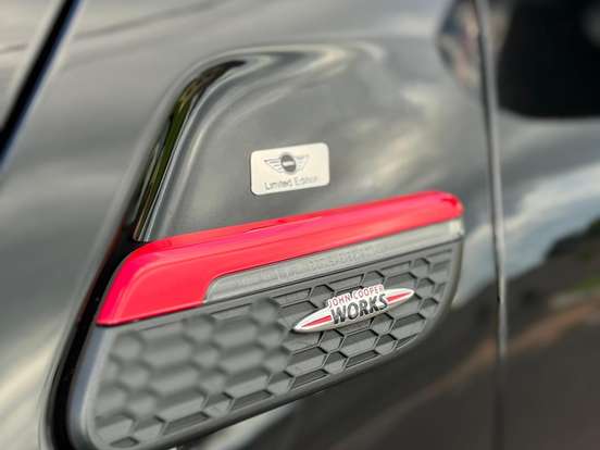 MINI-COOPER-2.0 16V TWINPOWER GASOLINA JOHN COOPER WORKS 2P STEPTRONIC MINI-COOPER-2023