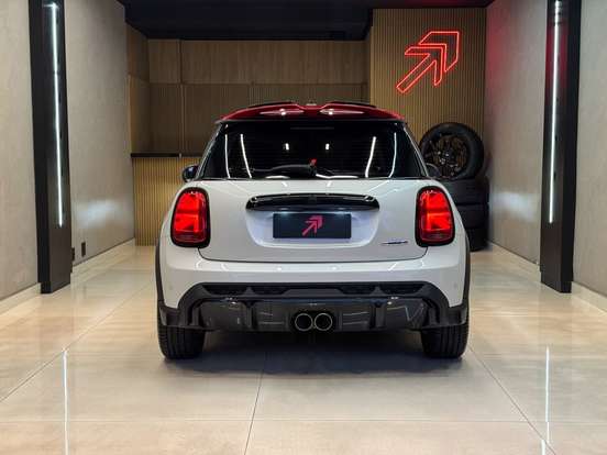 MINI-COOPER-2.0 16V TWINPOWER GASOLINA JOHN COOPER WORKS 2P STEPTRONIC MINI-COOPER-2023