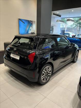 MINI COOPER 40,7 KW ELÉTRICO 2P E