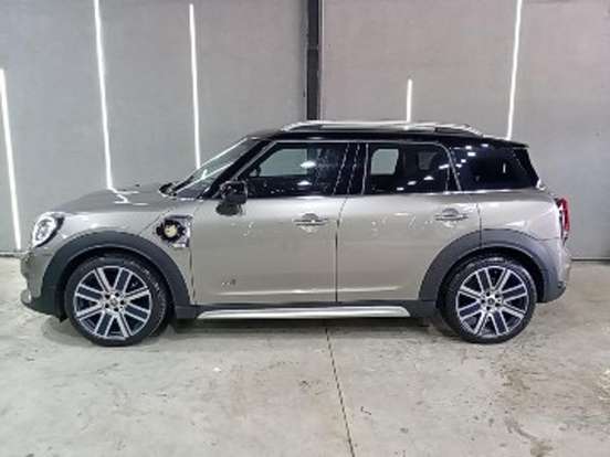 MINI-COUNTRYMAN-2020