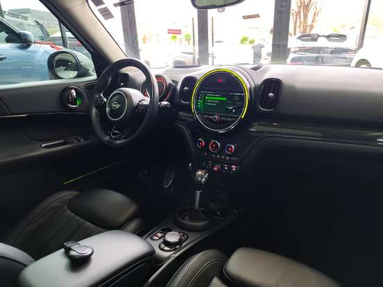MINI-COUNTRYMAN-2018