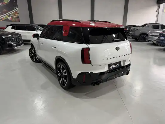 MINI-COUNTRYMAN-2025