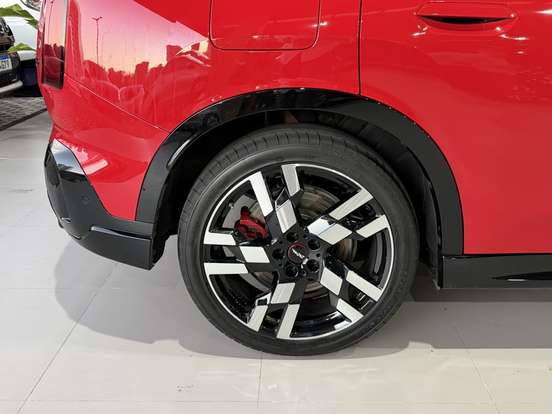 MINI-COUNTRYMAN-2025