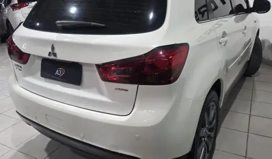 MITSUBISHI-ASX-2014