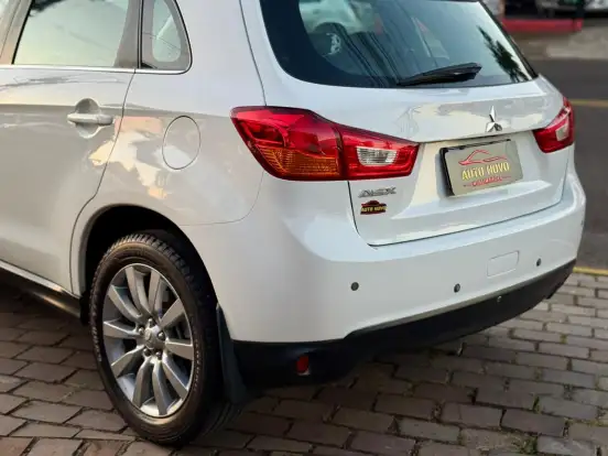 MITSUBISHI-ASX-2014