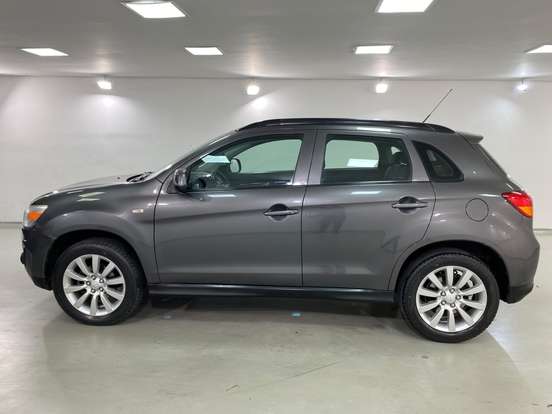 MITSUBISHI-ASX-2015