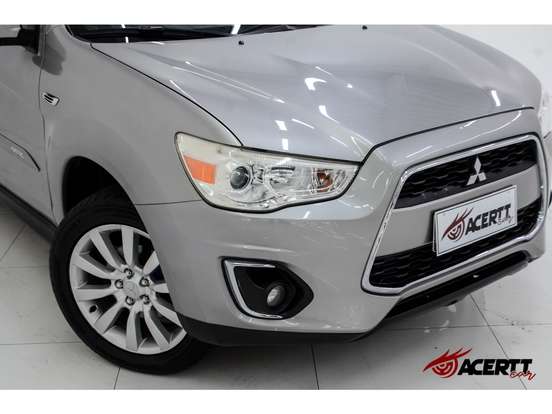 MITSUBISHI-ASX-2015