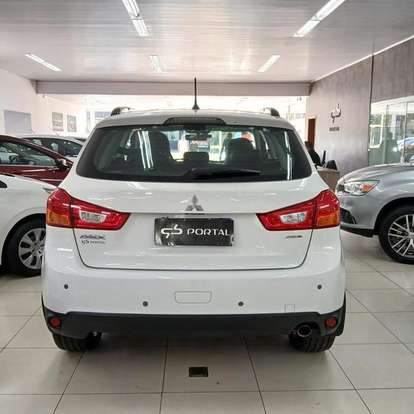 MITSUBISHI-ASX-2014