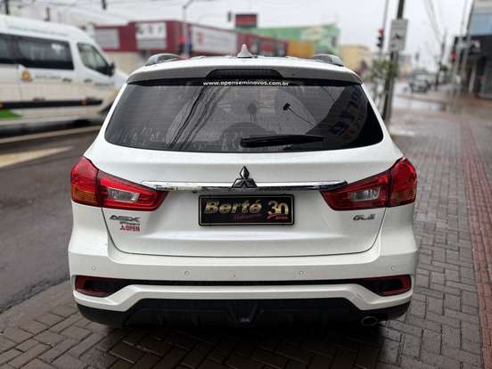 MITSUBISHI-ASX-2020