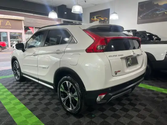 MITSUBISHI-ECLIPSE CROSS-1.5 MIVEC TURBO GASOLINA HPE-S AWD CVT MITSUBISHI-ECLIPSE CROSS-2019