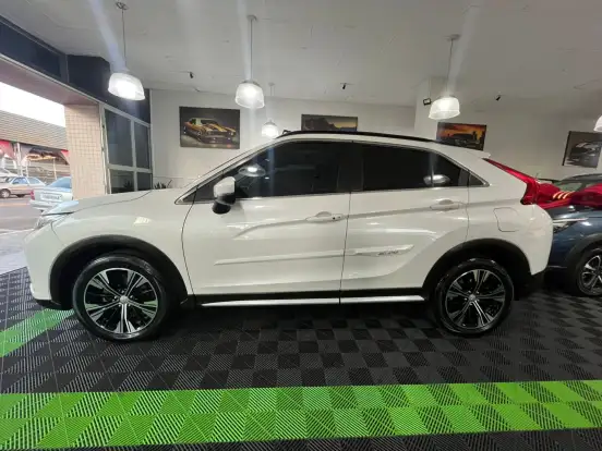 MITSUBISHI-ECLIPSE CROSS-1.5 MIVEC TURBO GASOLINA HPE-S AWD CVT MITSUBISHI-ECLIPSE CROSS-2019