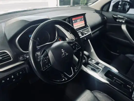 MITSUBISHI-ECLIPSE CROSS-1.5 MIVEC TURBO GASOLINA HPE-S AWD CVT MITSUBISHI-ECLIPSE CROSS-2019