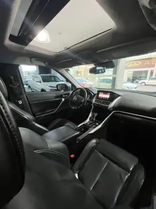 MITSUBISHI-ECLIPSE CROSS-1.5 MIVEC TURBO GASOLINA HPE-S AWD CVT MITSUBISHI-ECLIPSE CROSS-2019