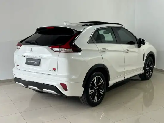 MITSUBISHI-ECLIPSE CROSS-2024