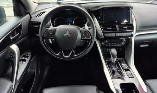 MITSUBISHI-ECLIPSE CROSS-2024