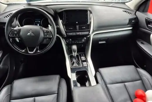 MITSUBISHI-ECLIPSE CROSS-2024