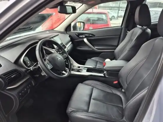 MITSUBISHI-ECLIPSE CROSS-1.5 MIVEC TURBO GASOLINA HPE-S CVT MITSUBISHI-ECLIPSE CROSS-2024
