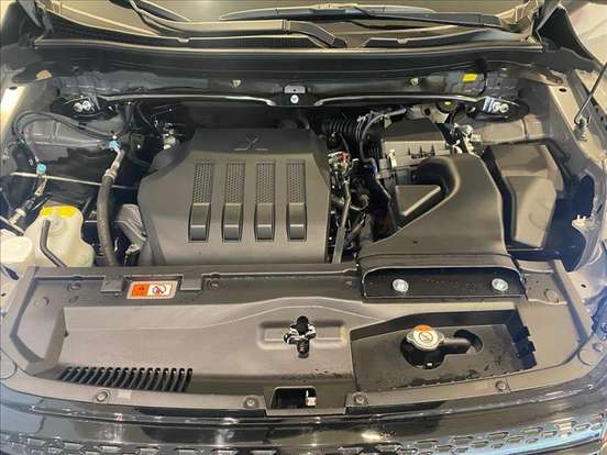 MITSUBISHI-ECLIPSE CROSS-2025