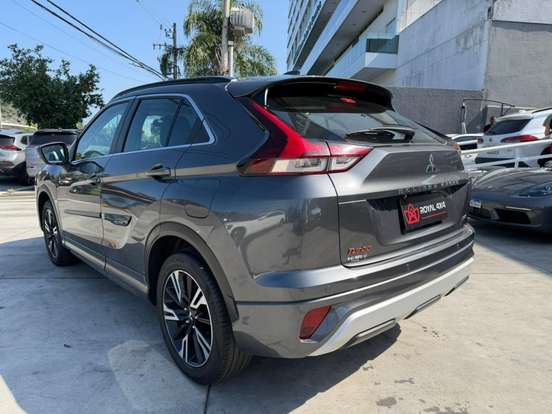 MITSUBISHI-ECLIPSE CROSS-1.5 MIVEC TURBO GASOLINA HPE CVT MITSUBISHI-ECLIPSE CROSS-2023