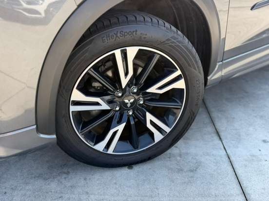 MITSUBISHI-ECLIPSE CROSS-1.5 MIVEC TURBO GASOLINA HPE CVT MITSUBISHI-ECLIPSE CROSS-2023