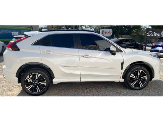 MITSUBISHI-ECLIPSE CROSS-2024