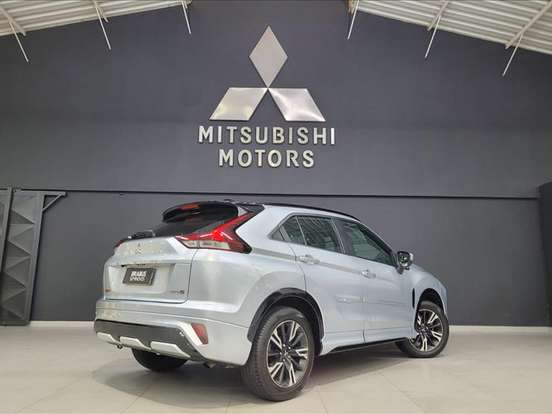 MITSUBISHI-ECLIPSE CROSS-1.5 MIVEC TURBO GASOLINA HPE-S S-AWC CVT MITSUBISHI-ECLIPSE CROSS-2023
