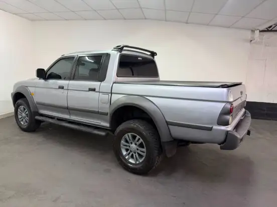 MITSUBISHI-L200-2007
