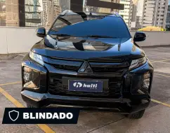 MITSUBISHI L200 TRITON 2.4 16V TURBO DIESEL SPORT HPE-S CD 4P 4X4 AUTOMÁTICO MITSUBISHI L200 TRITON 2.4 16V TURBO DIESEL SPORT HPE-S CD 4P 4X4 AUTOMÁTICO