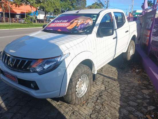 MITSUBISHI-L200 TRITON-2.4 16V TURBO DIESEL SPORT GLS CD 4P 4X4 AUTOMÁTICO MITSUBISHI-L200 TRITON-2024