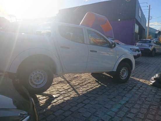 MITSUBISHI-L200 TRITON-2.4 16V TURBO DIESEL SPORT GLS CD 4P 4X4 AUTOMÁTICO MITSUBISHI-L200 TRITON-2024