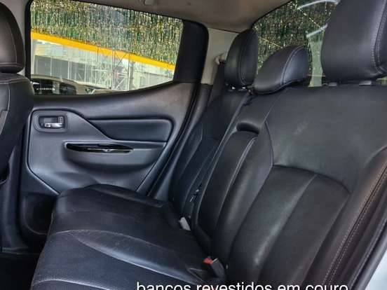 MITSUBISHI-L200 TRITON-2.4 16V TURBO DIESEL SPORT HPE CD 4P 4X4 AUTOMÁTICO MITSUBISHI-L200 TRITON-2017