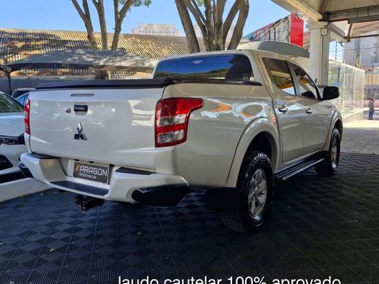 MITSUBISHI-L200 TRITON-2.4 16V TURBO DIESEL SPORT HPE CD 4P 4X4 AUTOMÁTICO MITSUBISHI-L200 TRITON-2017