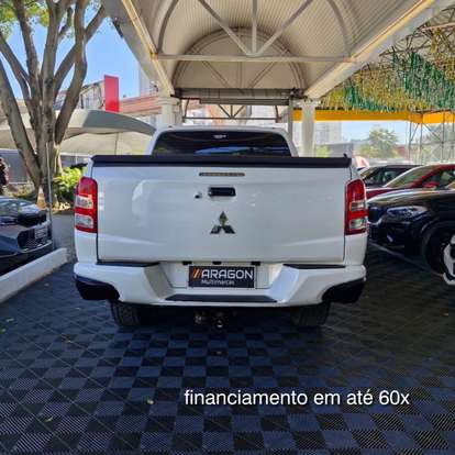 MITSUBISHI-L200 TRITON-2017